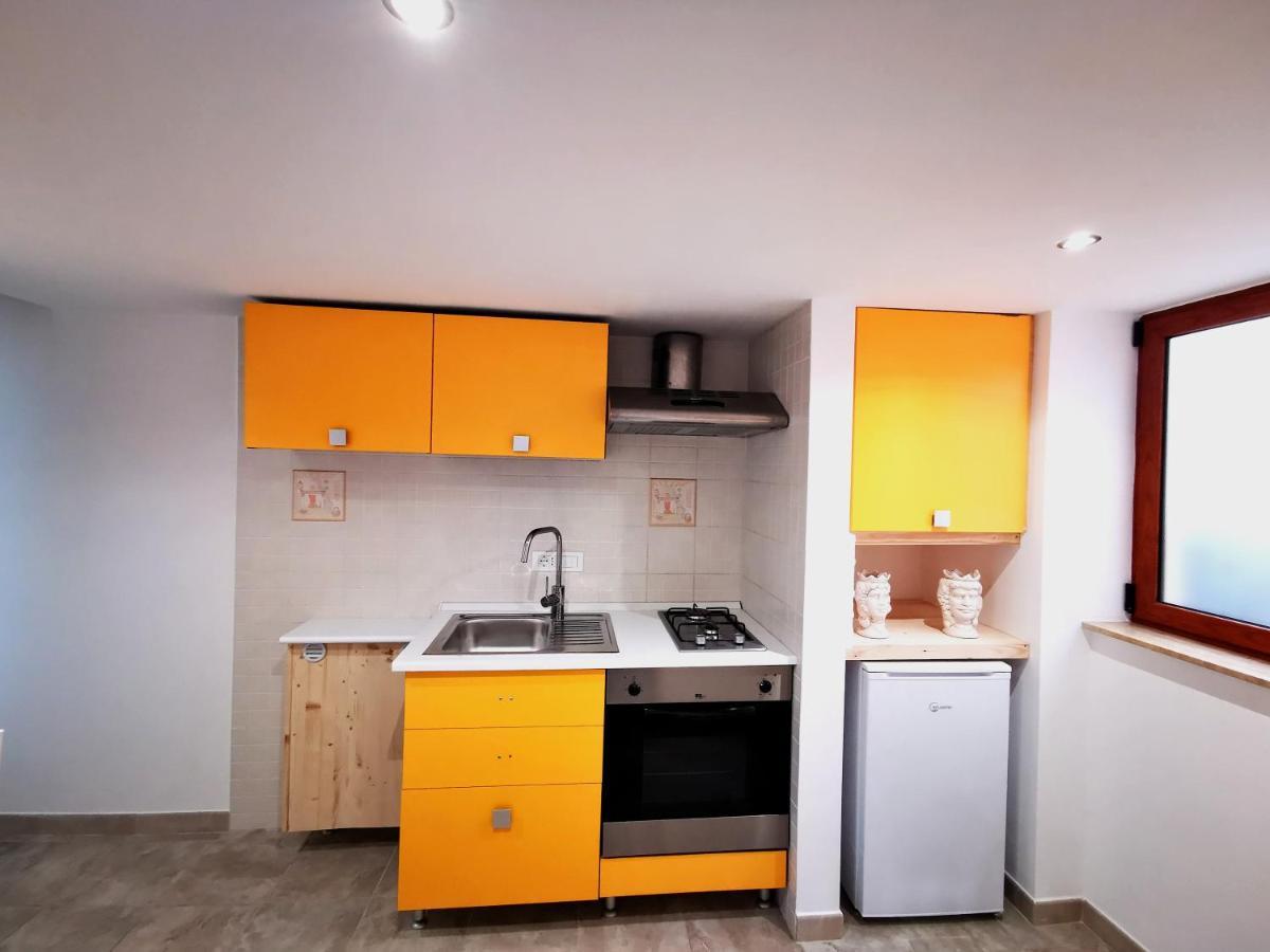 Guru House B&B Apartments Milazzo Exterior photo