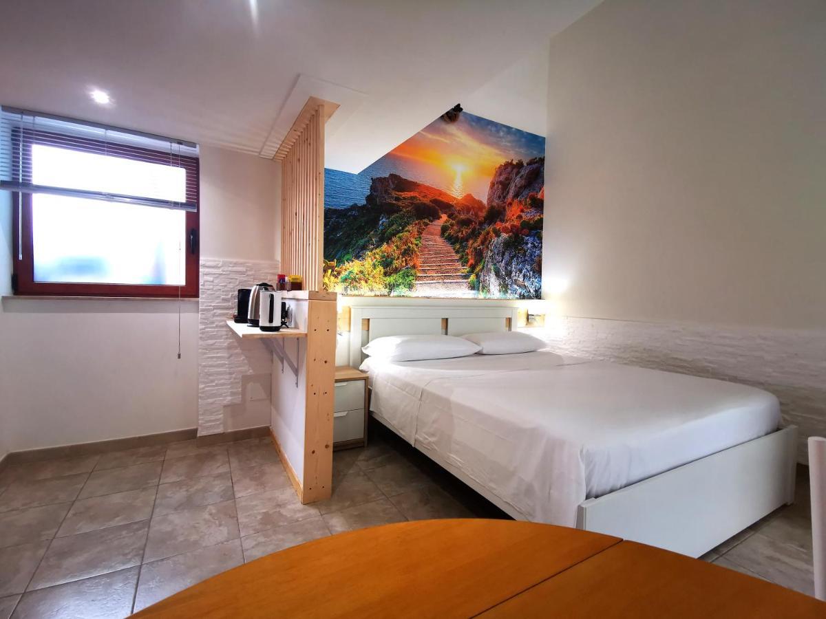 Guru House B&B Apartments Milazzo Exterior photo